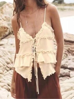 NWT ✨ Zara Cream Ruffled Tie-Front Spaghetti Strap Camisole